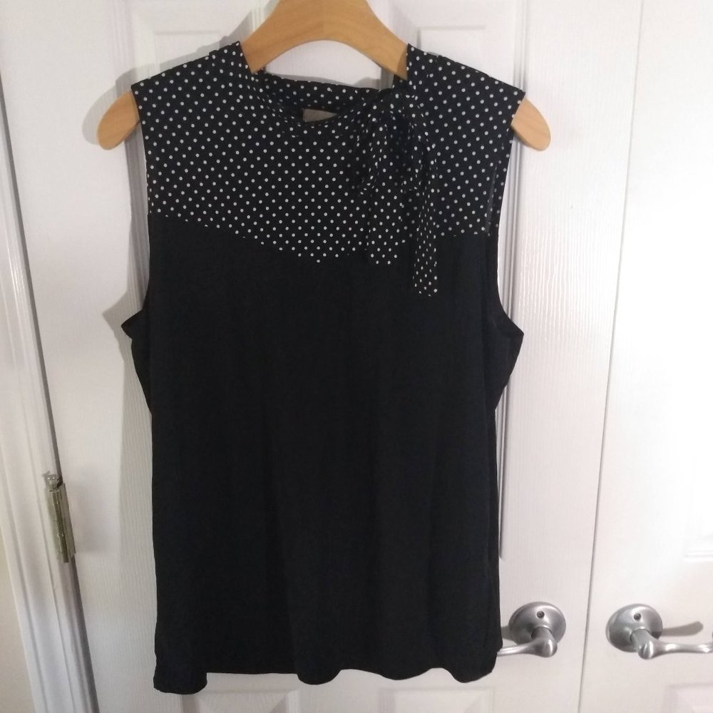 CHIC BLACK TOP